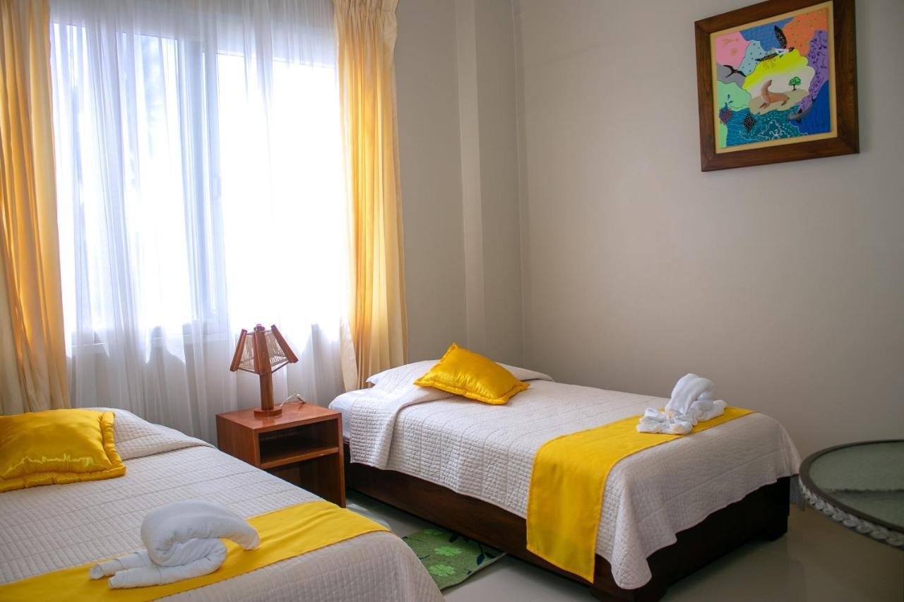 Hotel El Rincon De George à Puerto Villamil Extérieur photo