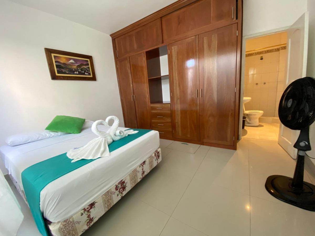 Hotel El Rincon De George à Puerto Villamil Extérieur photo