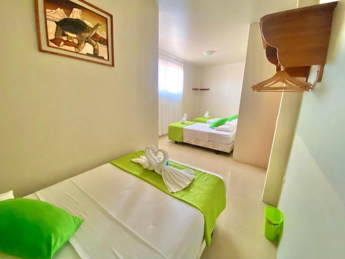 Hotel El Rincon De George à Puerto Villamil Extérieur photo